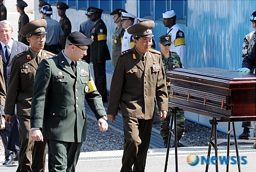 김정은 국무위원장, 러시아 파병 북한군 전사자 유해 송환 작업 진행 시찰