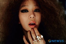 려원의 이런 모습 처음이야