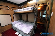 새 관광열차 해랑의 가족실 내부