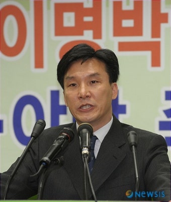 입장표명하는 김민석 최고위원