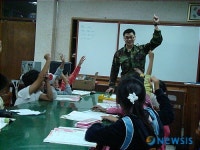 연천군 백의초등학교 군인 선생님