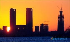 이제 떠오를때...