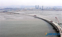 끝없이 이어진 인천대교