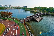 ‘2008 아름다운 고양 사진영상 공모전’ 사진부문  동상 - 허윤진 ‘건강과 쉼터의 호수