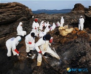 태안, 끝없는 기름과의 싸움
