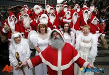 오늘은 산타와 천사들의 회의가 있는 날이에요