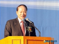 호미곶 점등100주년 기념 축사 하는 이상득 의원