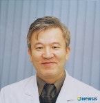 캄보디아 정부서 감사장 받은 전북대병원 박명식 교수