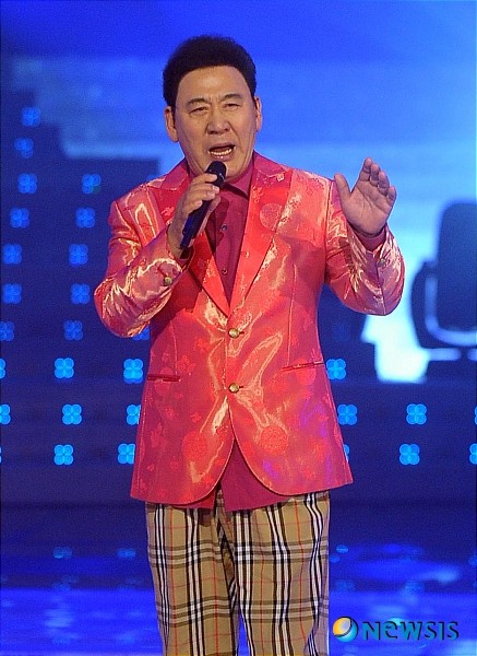 가수 현철, 서울 아산병원서 영결식…설운도 트로트 4인방 맏형님 가셔...눈물 나