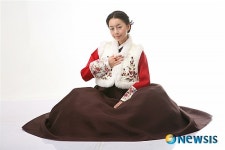 엔젤 조수아, 새해맞이 인사...행복하세요
