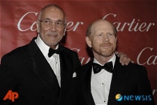 우리 감독님 멋지게 찍어주세요