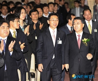 취임식장 향하는 천성관 서울중앙지검장