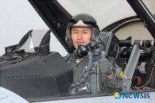 공군 최우수 조종사 선발된 김일환 소령