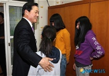 박완수 창원시장, 설날맞아 복지시설 위문