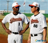 로이스터 감독과 박영태 수석코치