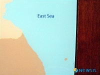 스미소니언 박물관 한국관에 동해, 독도 표시