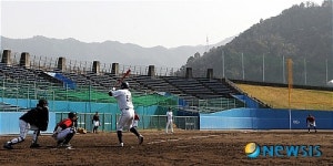 고려대와 연습경기 갖는 두산 베어스