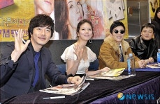 슬픔보다 더 슬픈 이야기, 영화, 책 모두 사랑해주세요