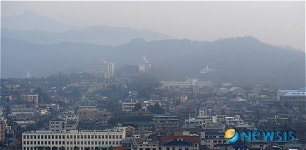 안개에 싸인 서울