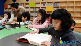 경남 합천 숭산초교에 설치된 희망도서관