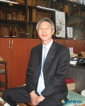 수필가로 등단한 진주산업대 허익구 교수