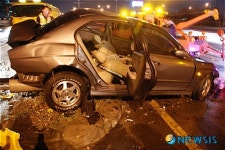 올림픽대로 상에서 교통사고 발생