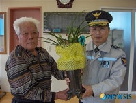 어르신들 건강하게 지내세요