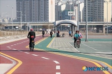 4월의 가볼만한 곳-서울 중랑천 2지구 자전거도로