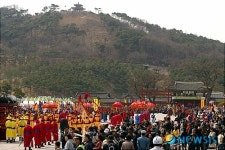 화성과 정조대왕 능행차연시