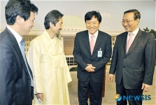 환담 나누는 최후보와 야3당