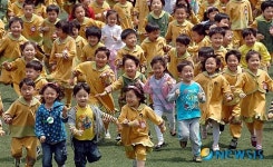 어린이날, 해맑은 어린이들