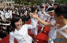 대학축제, 포크댄스 경연