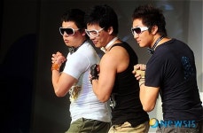 우리는 BB몸짱 패밀리에요