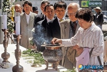 5.18민주항쟁 29주년 분향