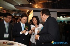 환경수도 전도사 나선 박완수 창원시장