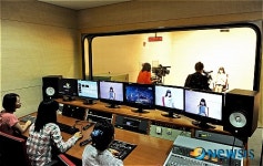 미디어센터의 영상스튜디오