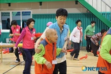수자원공사 사천권관리단, 독거노인 초청 경로행사