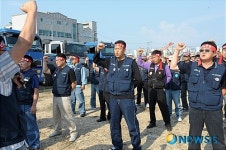 서울 상경투쟁 나서는 울산건설기계지부 노조원