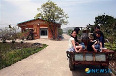 6월의 가볼만한 곳-용두레마을서 타는 경운기
