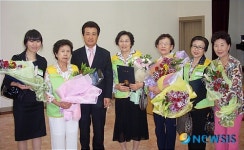양천구자원봉사대축제 우수상 수상한 목동종합복지관 봉사자들