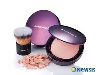 에스까다프레시미네랄팩트01호,02호