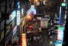 다문화 음식거리축제 즐기는 시민들