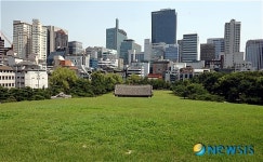 강남의 빌딩숲 거느리고 있는 정릉(靖陵)