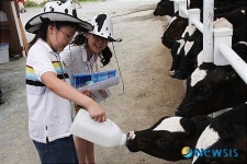 목장체험과 자연교육, 영어교육도 함께