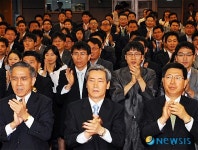 다시 뛰는 현대아산