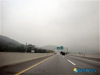 <민자고속도로 시대>일직선으로 뻗은 신대구부산고속도로