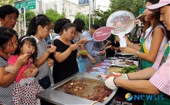 농협이 100% 보증하는 홈플러스-농협 안심한우 맛보세요