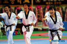 국가대표 태권도 시범단의 시범