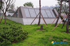 <지하철 9호선>신길역 공원속의 지붕