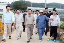 친환경 농장 방문한 이명박 대통령